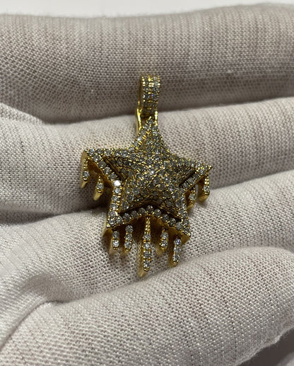 Iced-out star 2.5ct