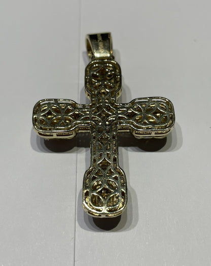 Iced-out cross 5.5ct