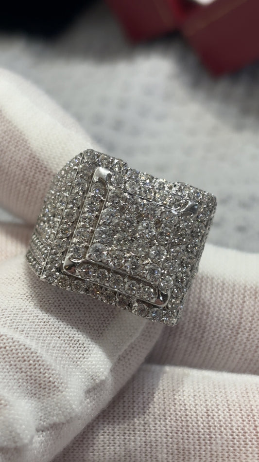 white gold ring Iced-out