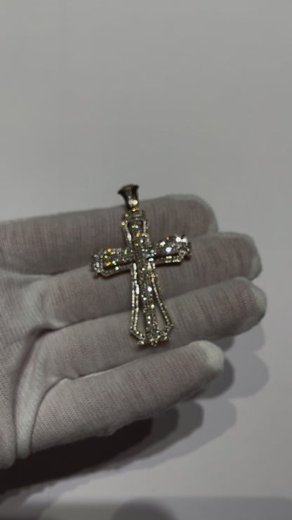 Iced-out cross 2.5ct